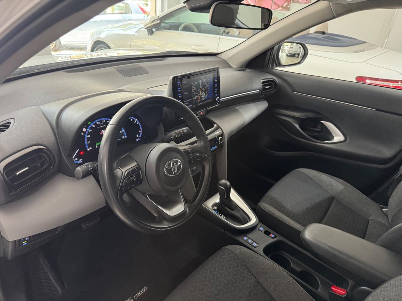 Toyota Yaris Cross 1.5 Hybrid 5p. E-CVT Business