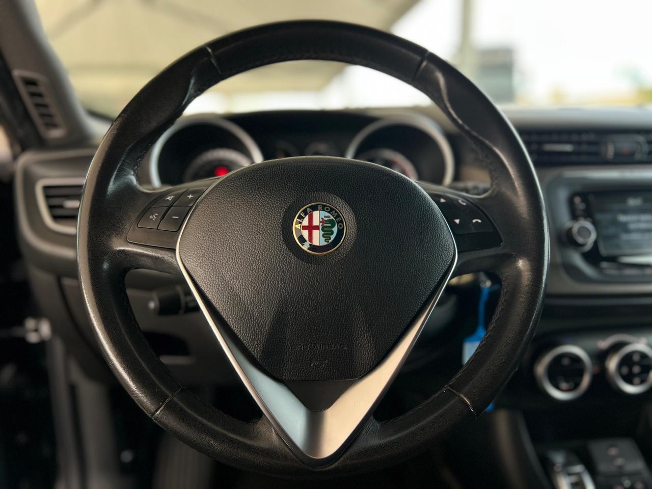 Alfa Romeo Giulietta 1.6 JTDm-2 105 CV Exclusive