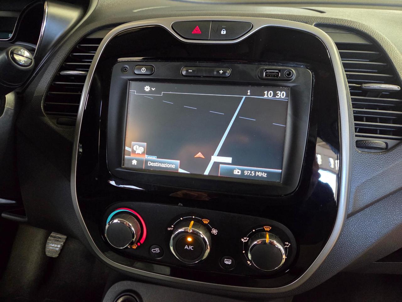 Renault Captur 0.9 tce Intens (energy r-link) 90cv E6