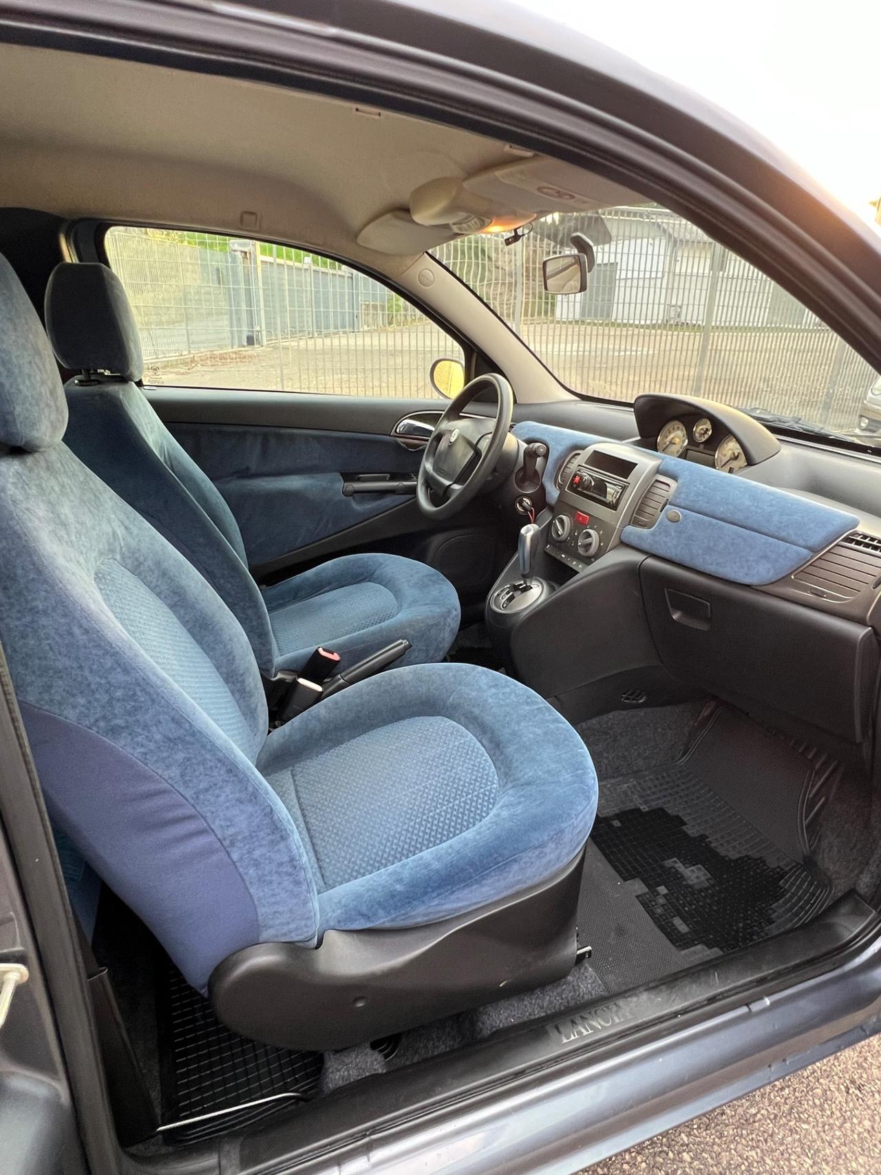 Lancia Ypsilon 1.3 Multijet 16V Platino