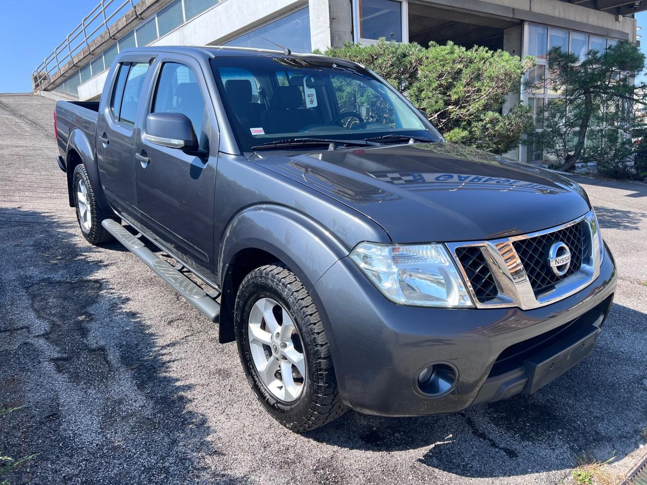 Nissan Navara 2.5 dCi 190CV 4 porte Double Cab LE Plus Restyling