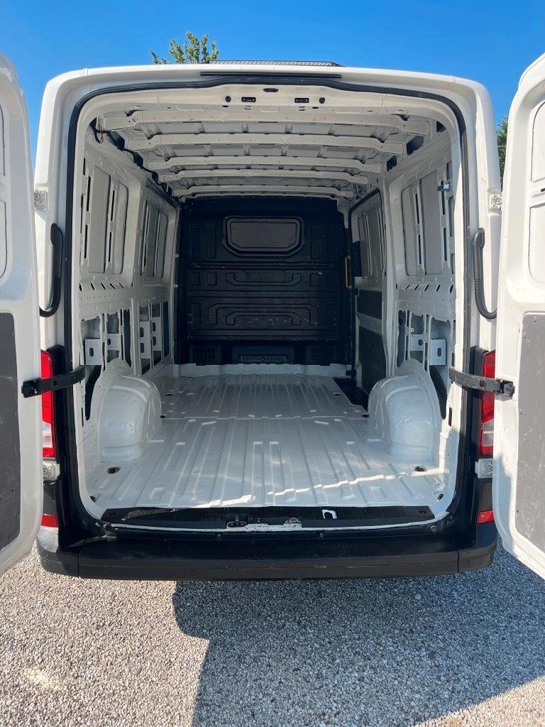 Volkswagen Crafter 30 2.0 TDI L3H2