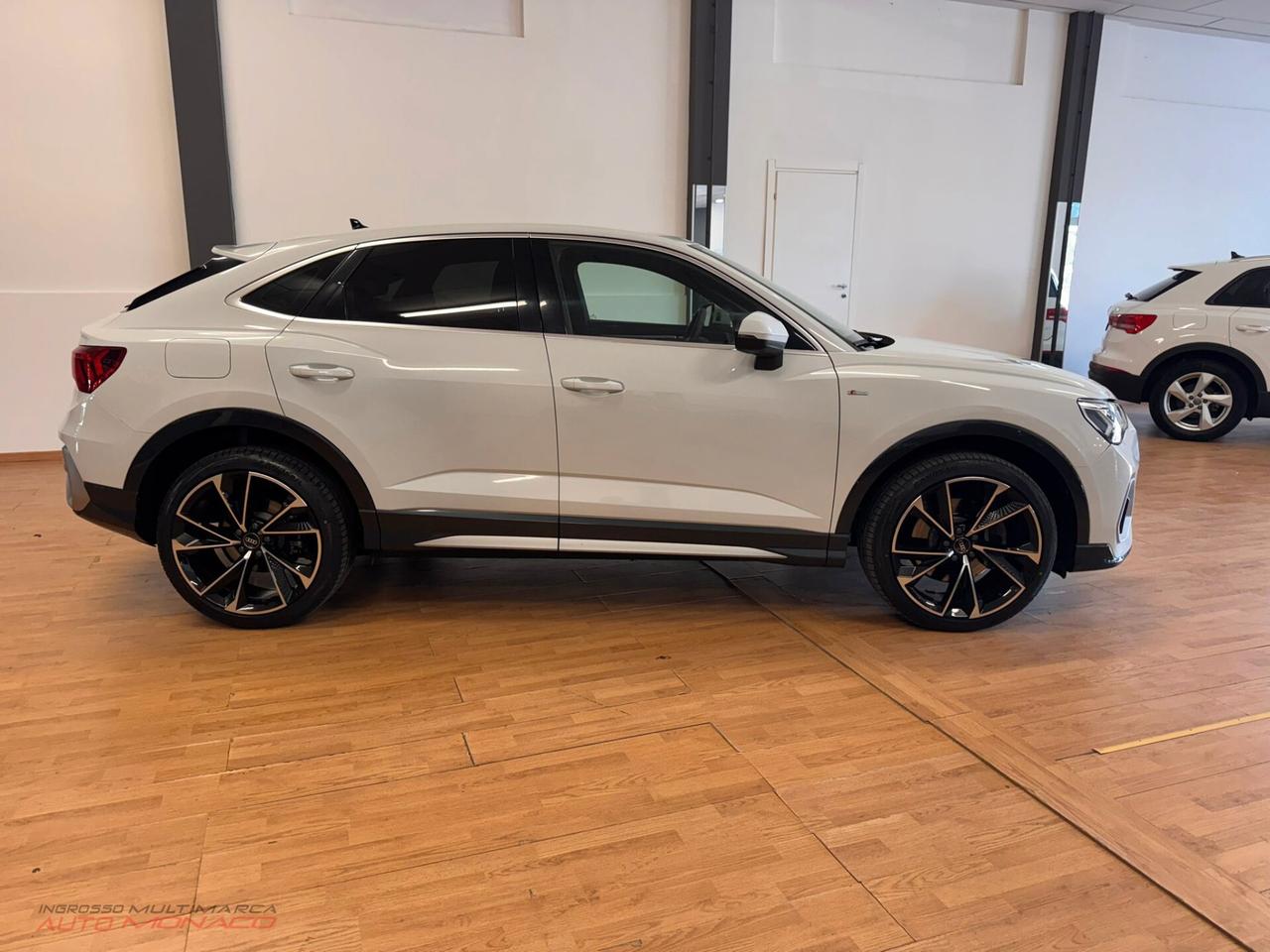Audi Q3 SPB 40 - 2.0 TDI 190CV S-line 2020