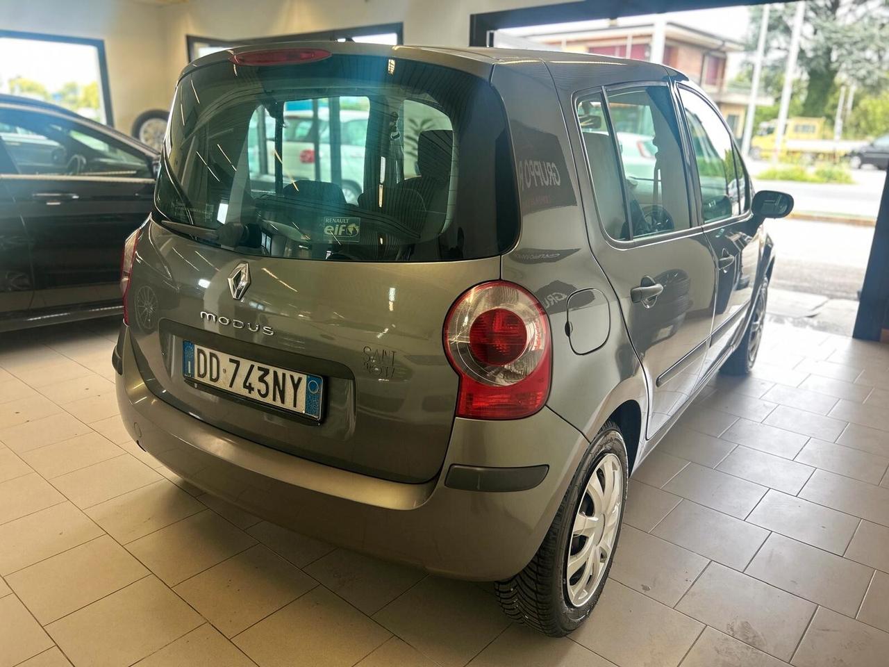 Renault Modus 1.2 16V Luxe Privilage