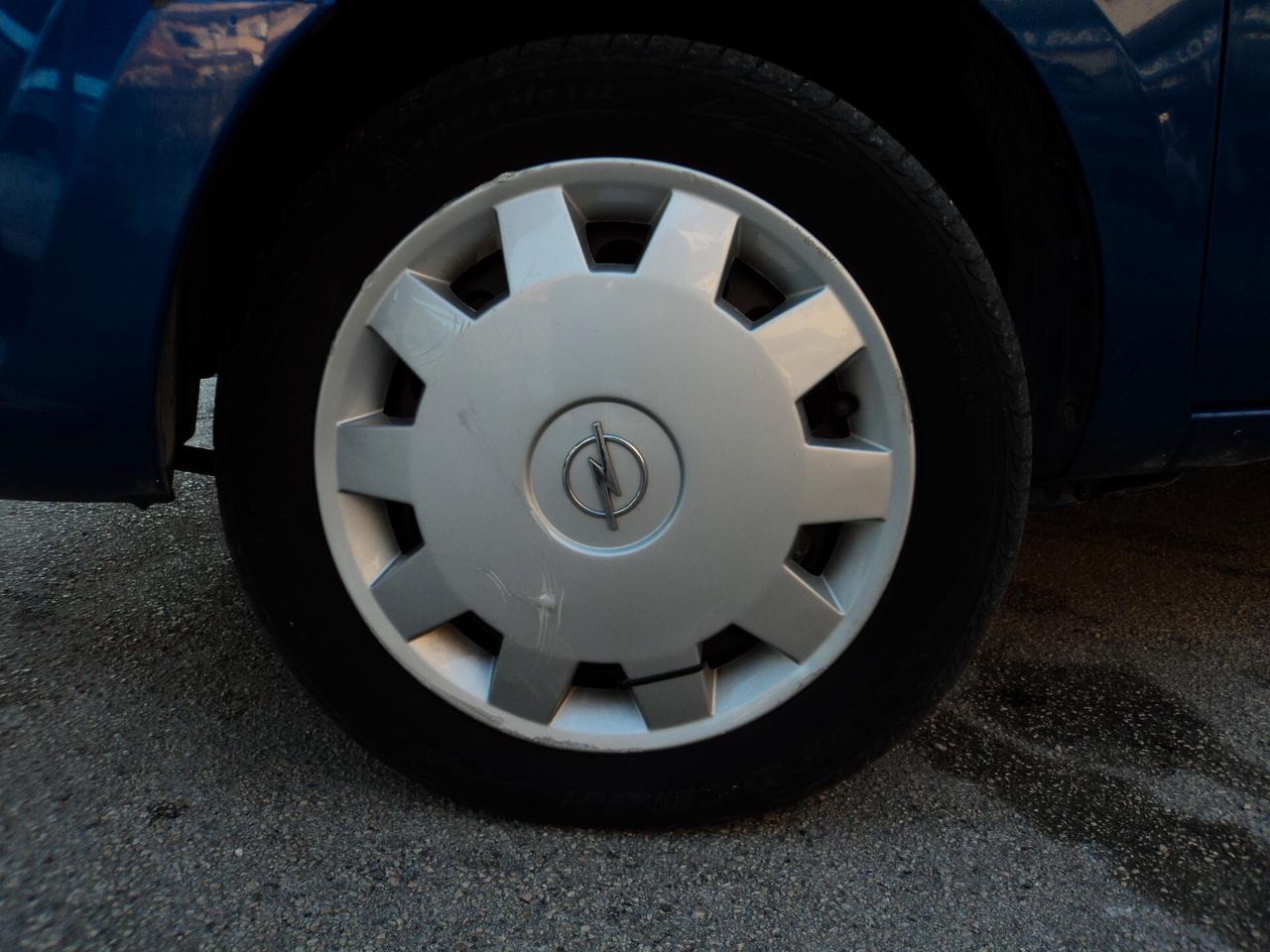 Opel Agila 1.3 CDTI Edition