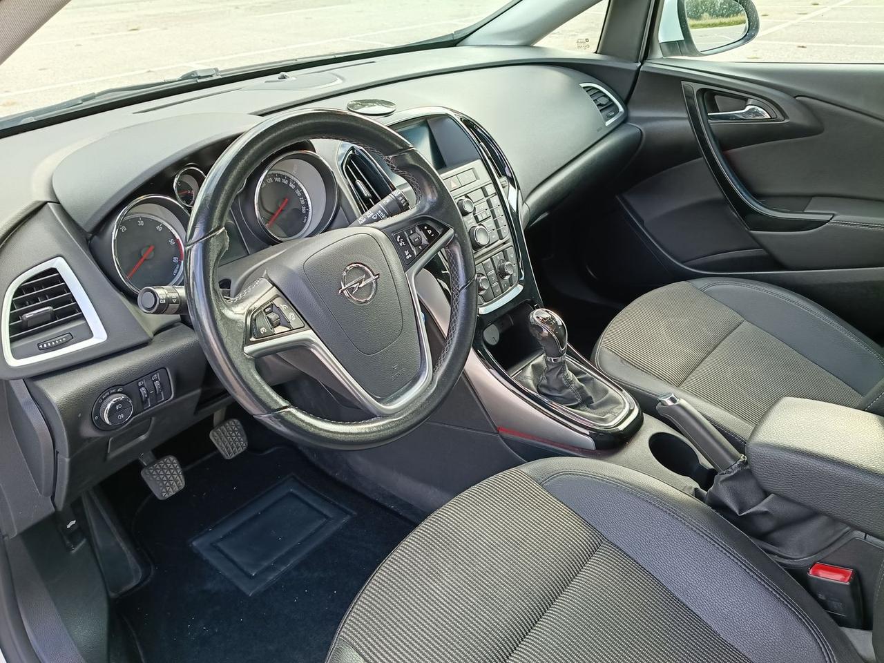 Opel Astra Cosmo 1.6 CDTI #50878