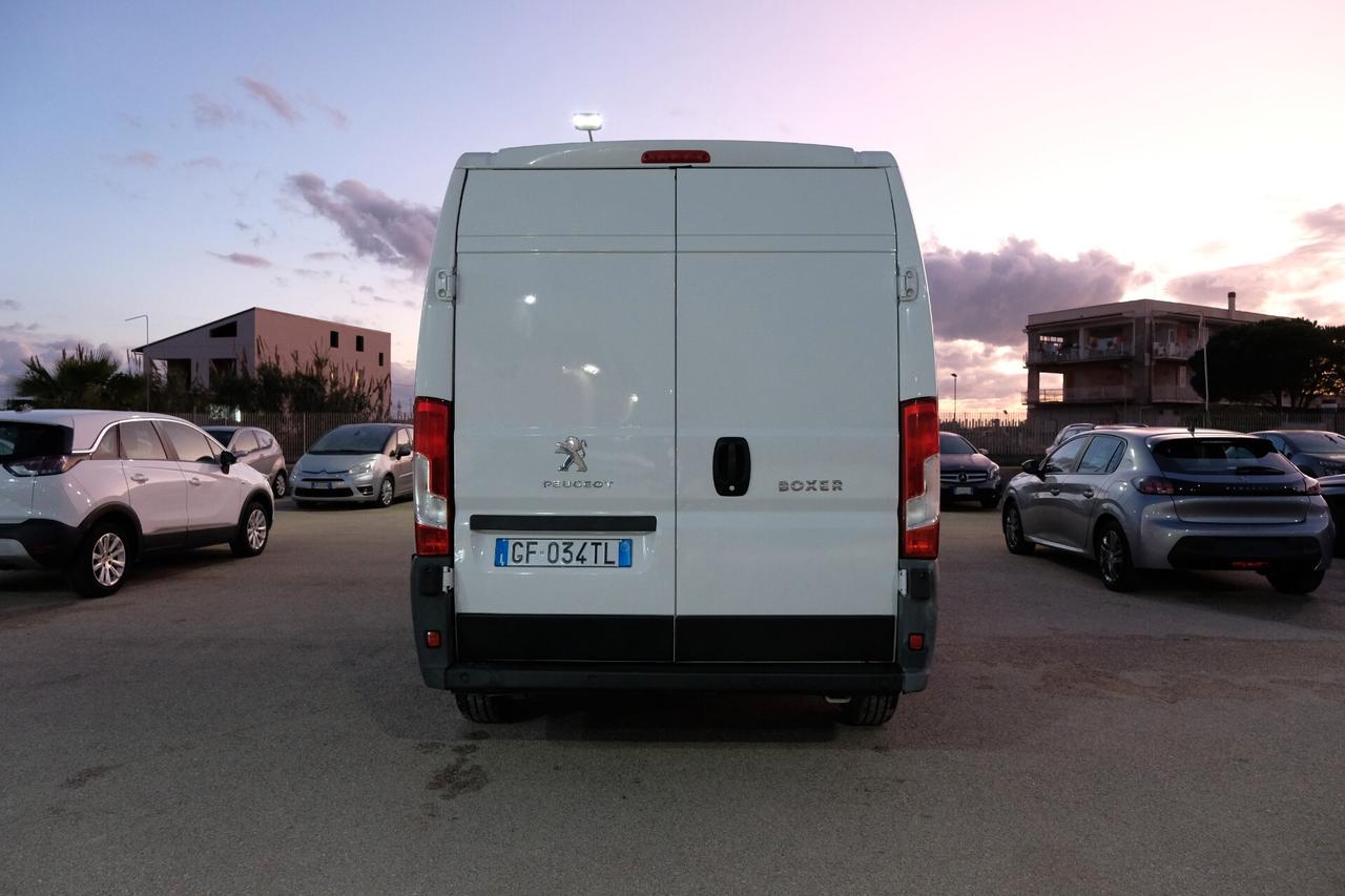 Peugeot Boxer 330 2.2 BlueHDi 140 S&S PC-TN Furgone