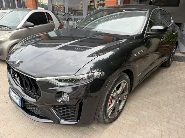 Maserati Levante V6 350 CV Q4 Gransport