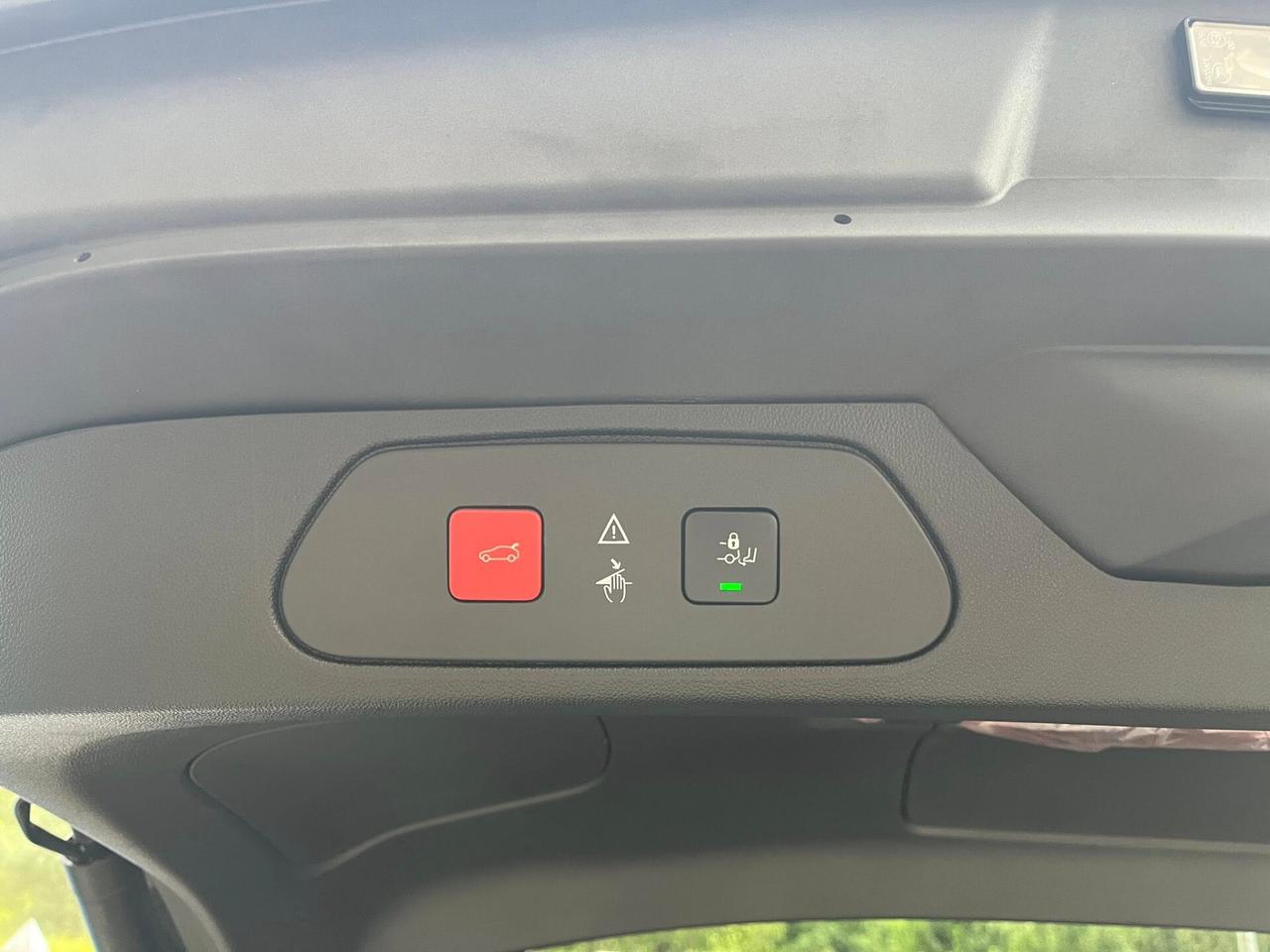Opel Grandland X 1.6 Hybrid4 Plug-in 200CV aut. AWD