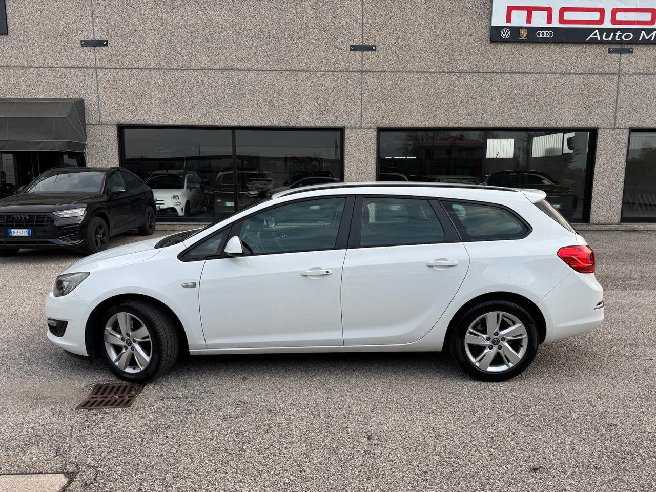 Opel Astra Sports Tourer 1.7 cdti 130cv AUTOCARRO N1 - UNIPR.