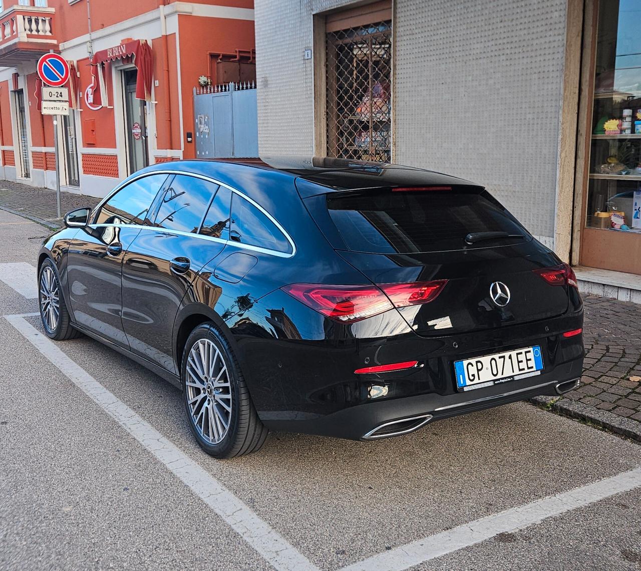 Mercedes-benz CLA 180 d Automatic Shooting Brake Sport