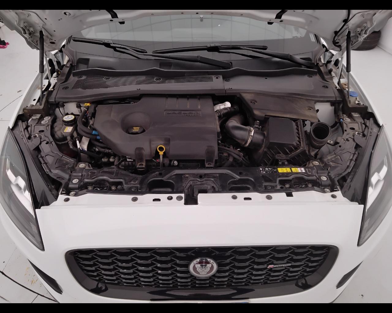 JAGUAR E-Pace 2021 - E-Pace 2.0d i4 mhev R-Dynamic SE awd 163cv aut