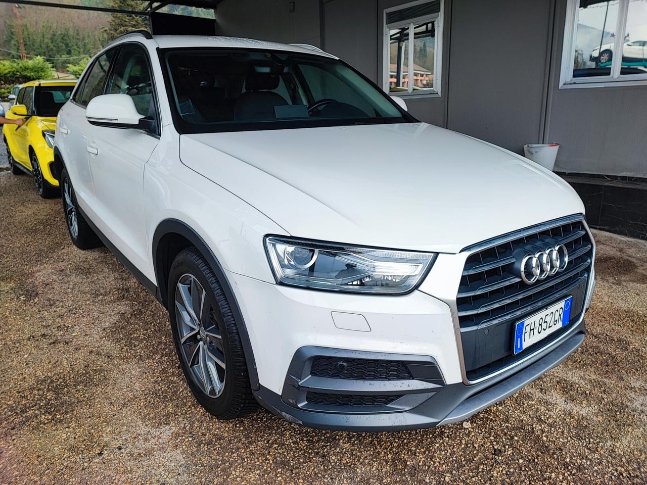 Audi Q3 2.0 TDI S tronic Business SPORT
