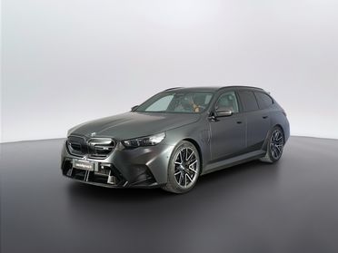 BMW M5 Touring 4.4 727cv auto