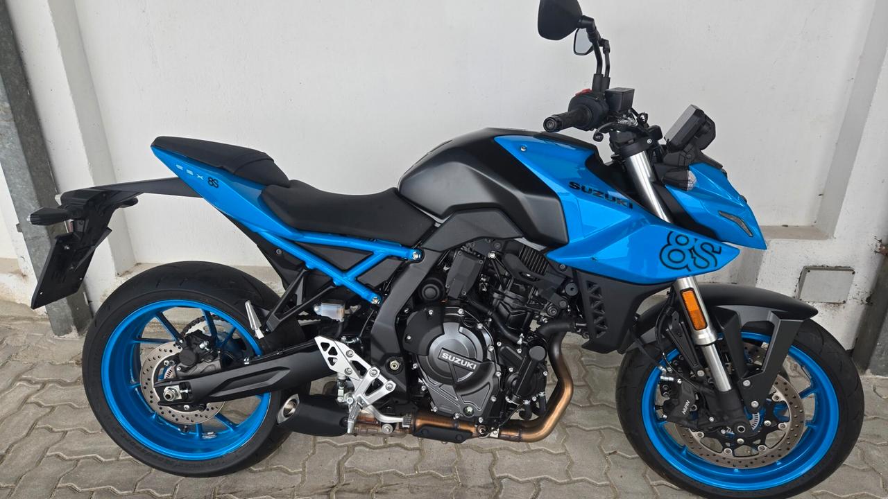 Suzuki GSX-8S X8S DEPOTENZIATA 35 KW ABS EURO 5