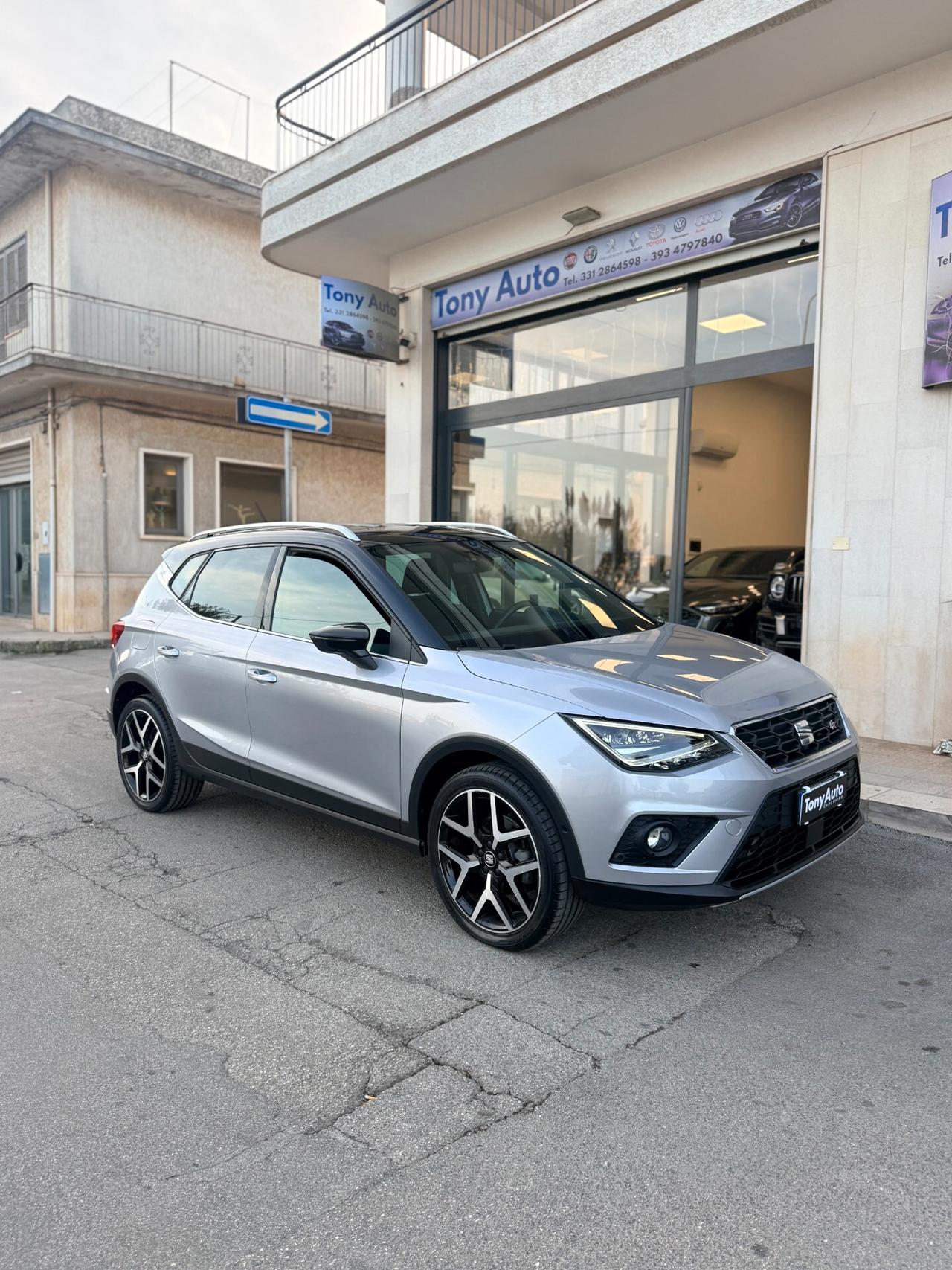 Seat Arona 1.0 TGI FR BENZINA/METANO DI SERIE, CON APPLE CARPLAY,ANDROID AUTO,TELECAMERA,NAVI,FULL LED