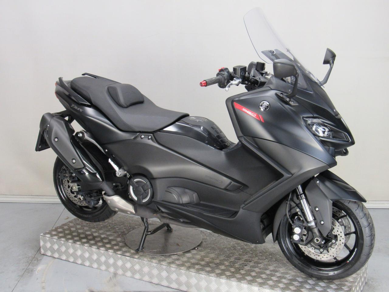 Yamaha TMAX 560 ABS