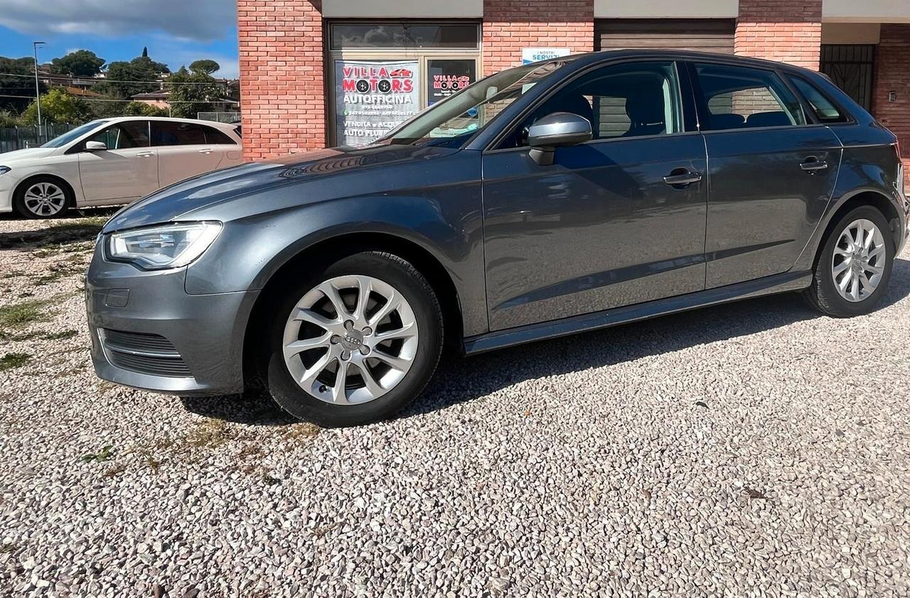 Audi A3 SPB 1.6 TDI clean diesel quattro Attraction