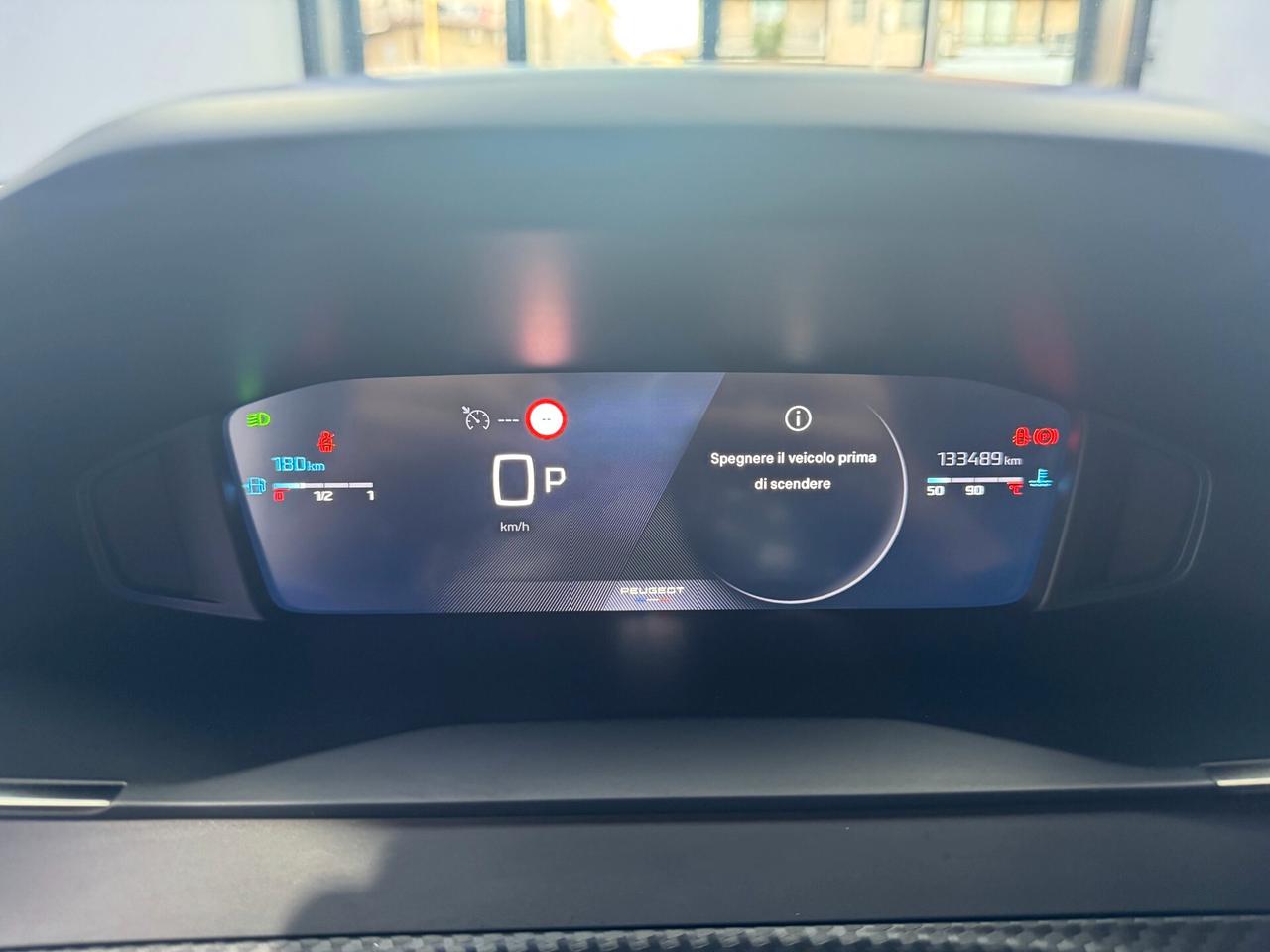Peugeot 2008 BlueHDi 130 S&S EAT8 Allure