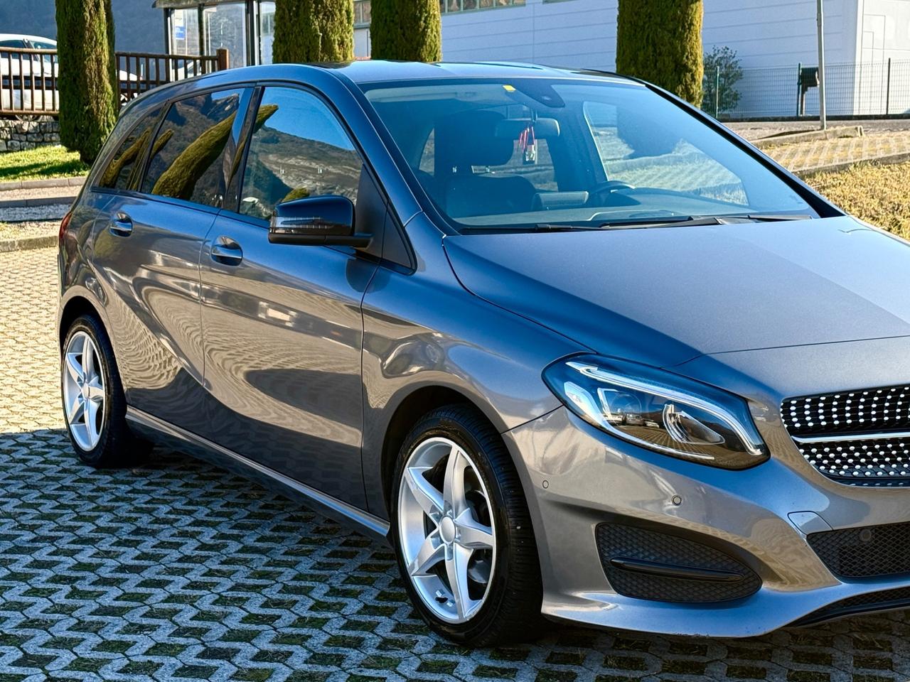 Mercedes B 200 d 136cv Motore 2.200cmc Mercedes