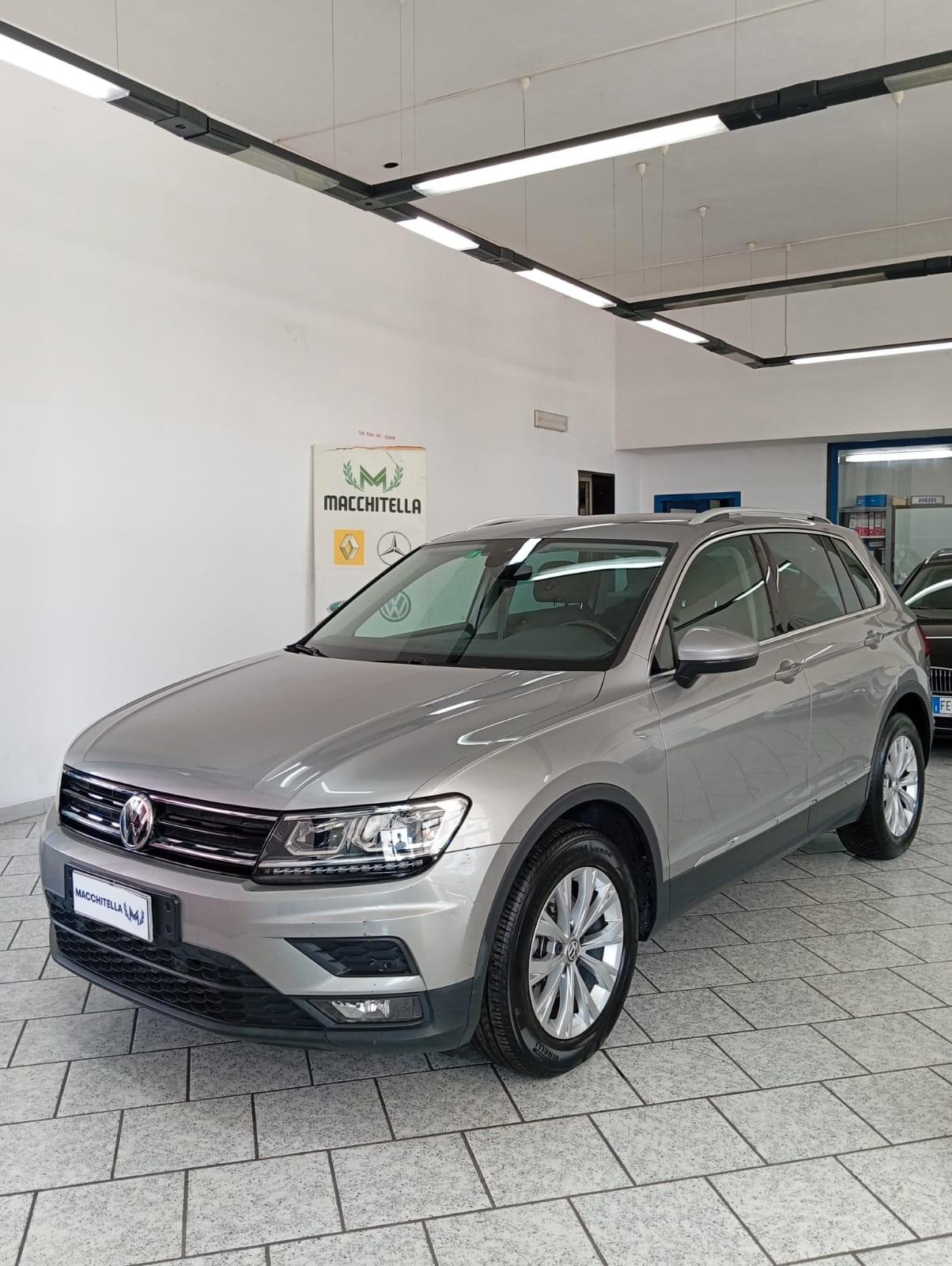 Volkswagen Tiguan 2.0 TDI SCR DSG 4MOTION Business BMT