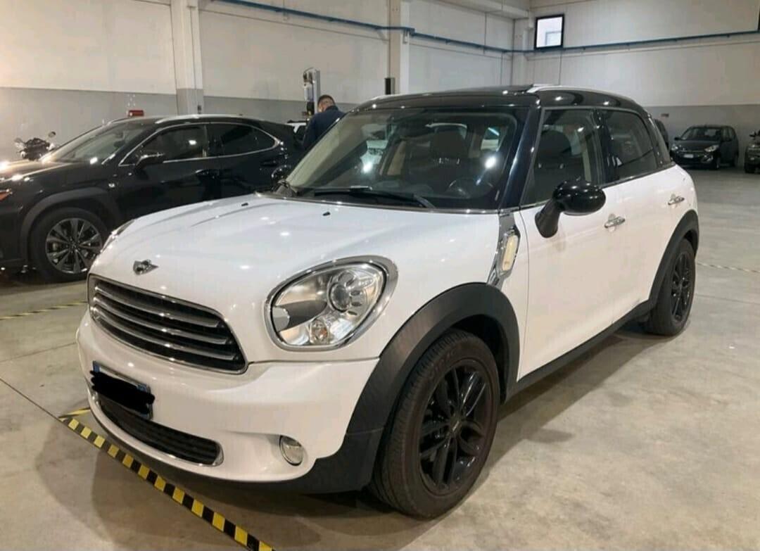 Mini Cooper D Countryman 2.0 Aut. 5p Tetto panoram