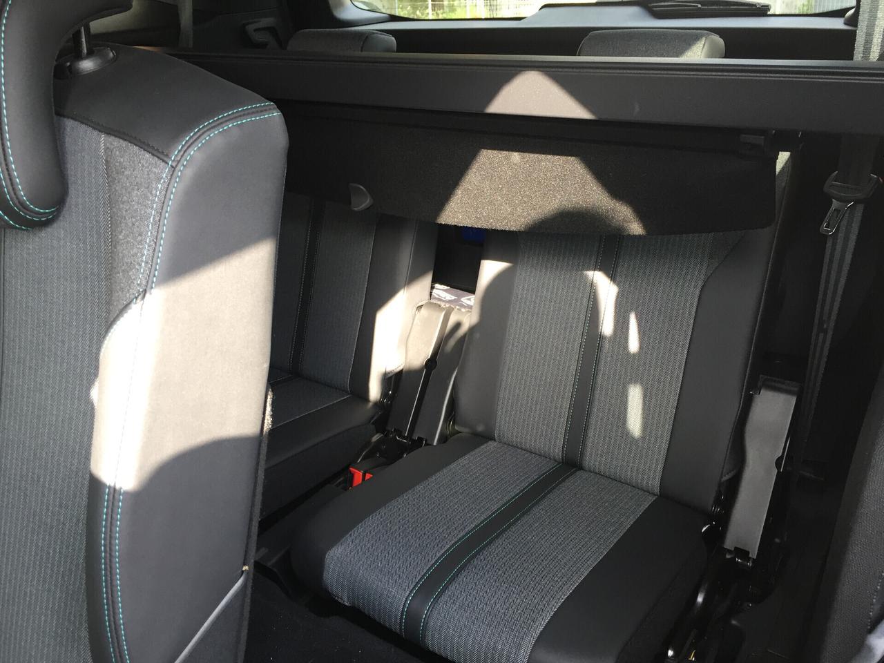 Peugeot 5008 BlueHDi 130 S&S EAT8 Allure Pack 7 POSTI