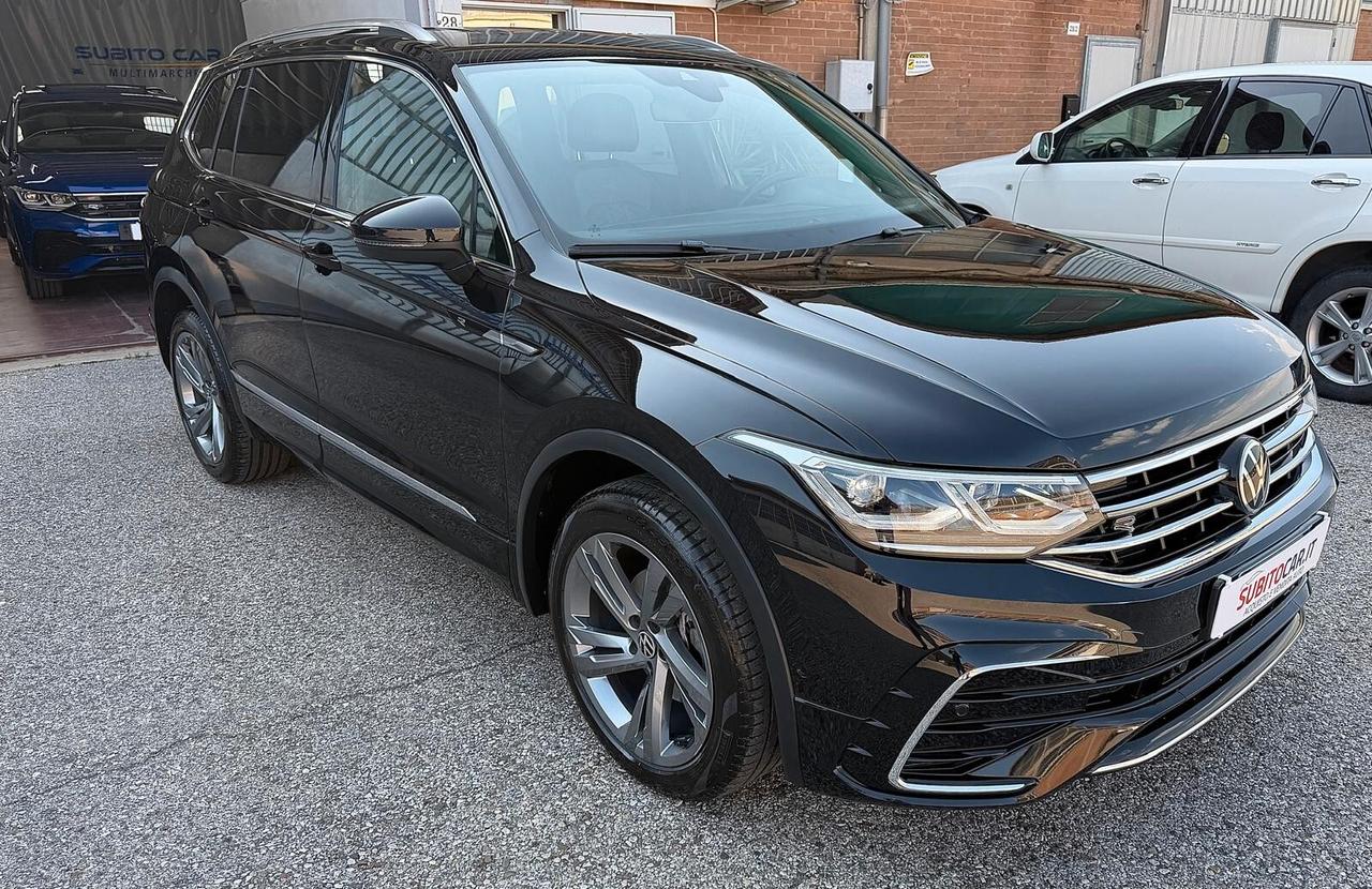 Volkswagen Tiguan Allspace 2.0 TDI SCR DSG R-Line 7 POSTI GRANZIA UFFICIALE FINO 2028