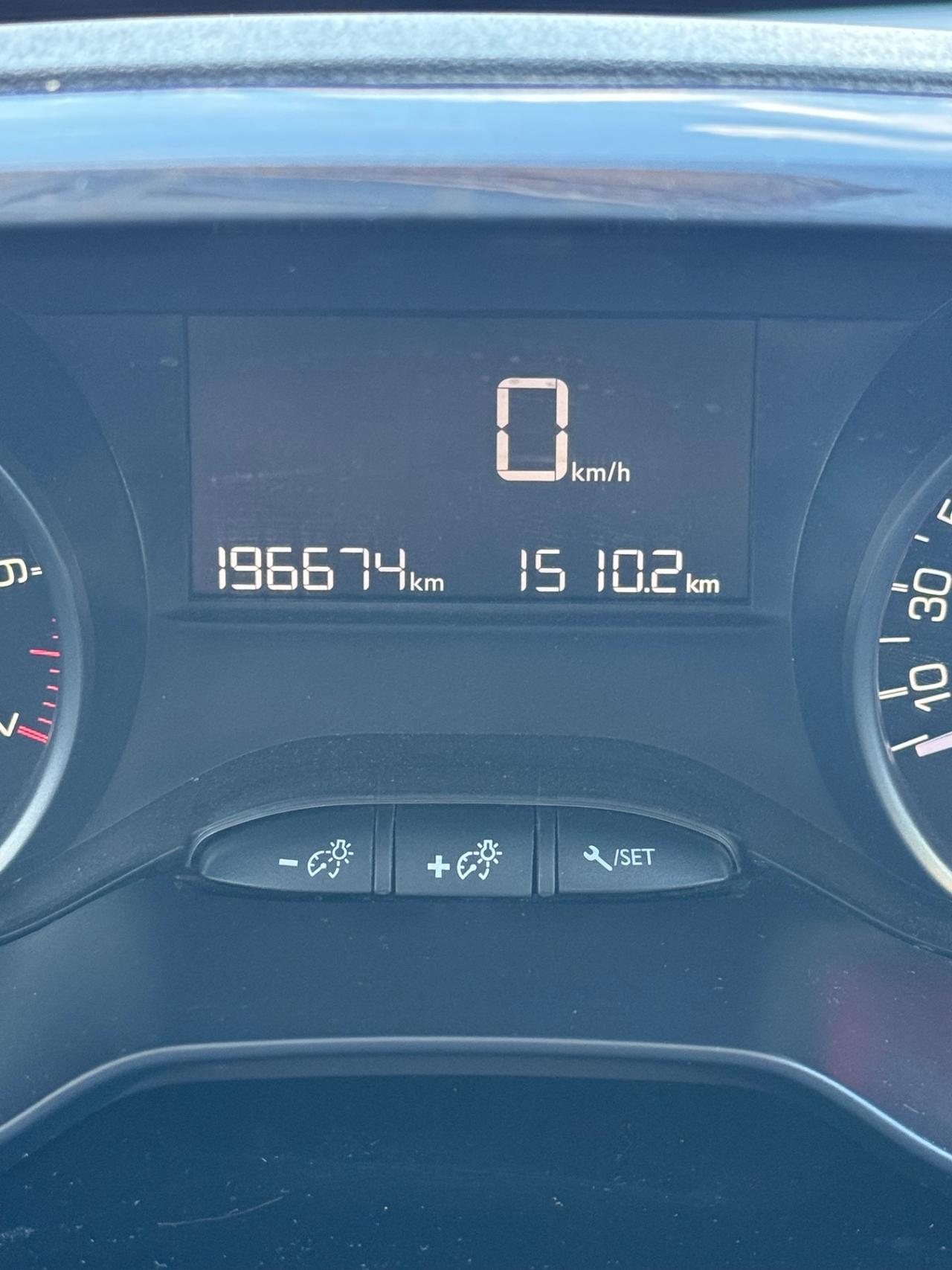 Peugeot 208 PureTech 82 5p. GPL Allure