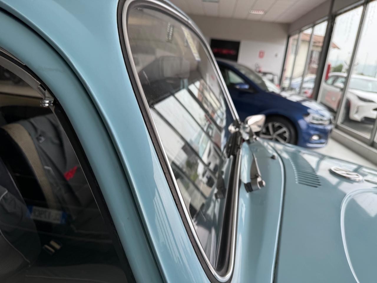 Volkswagen Maggiolino Vetro piatto