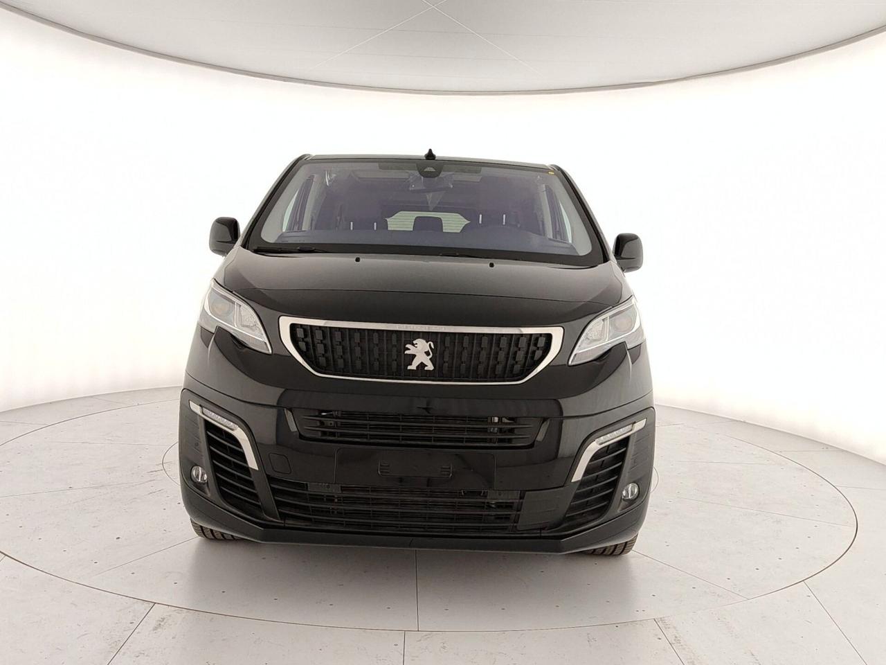 Peugeot Traveller e-Traveller motore elettrico 136 CV 75kWh Std Business Vip
