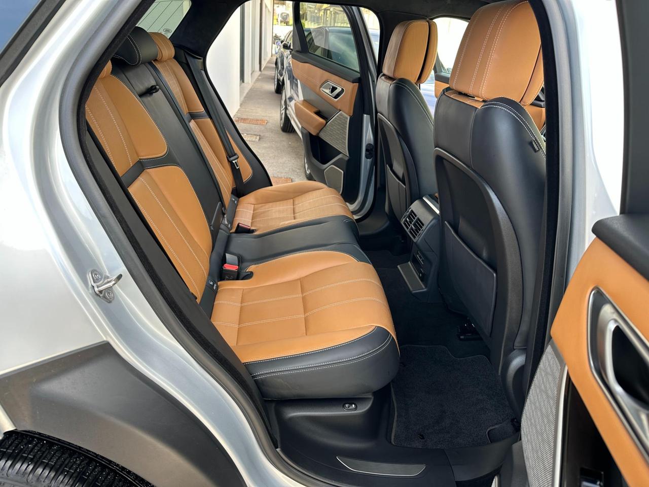 Land Rover Range Rover Velar 3.0d i6 mhev R-Dynamic HSE 4wd 300cv auto