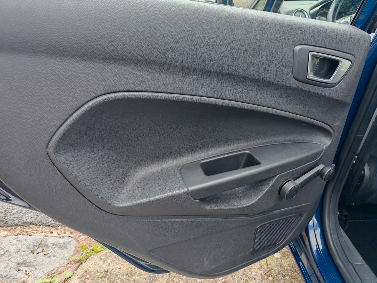 Ford Fiesta 1.4 5 porte Bz.- GPL 2013