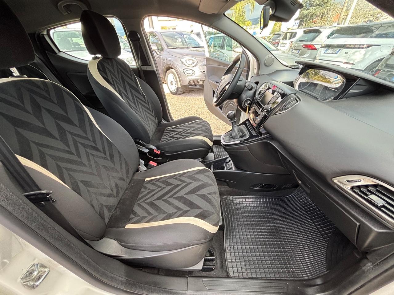 LANCIA YPSILON TWINAIR PLATINUM NUOVISSIMA