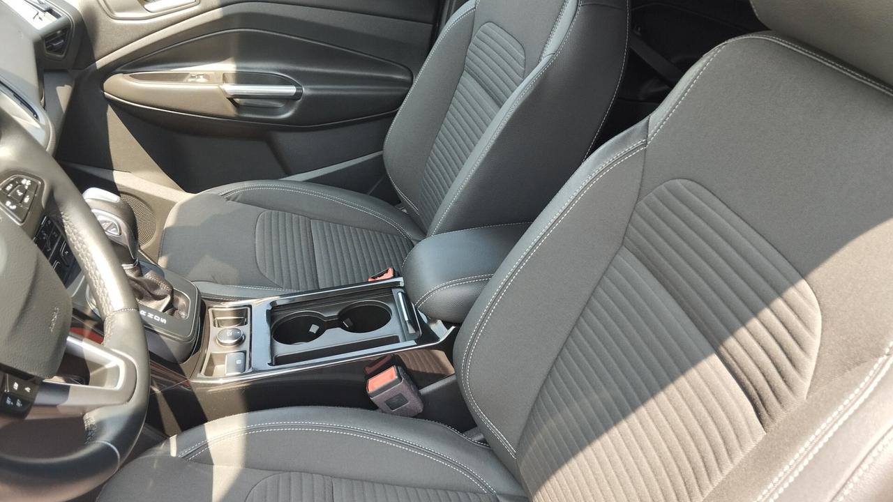 FORD KUGA 1.5 TDCI-AUTO-RETROC-GARANZIA FULL
