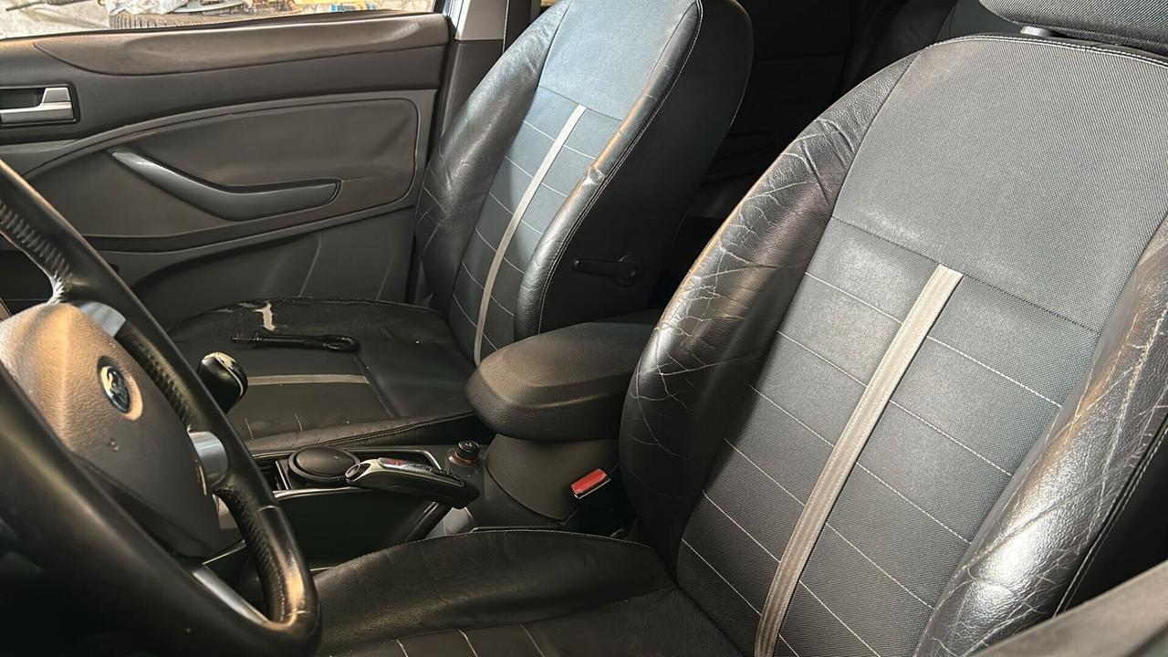 Ford Kuga 2.0 TDCi 136 CV 4WD Titanium DPF