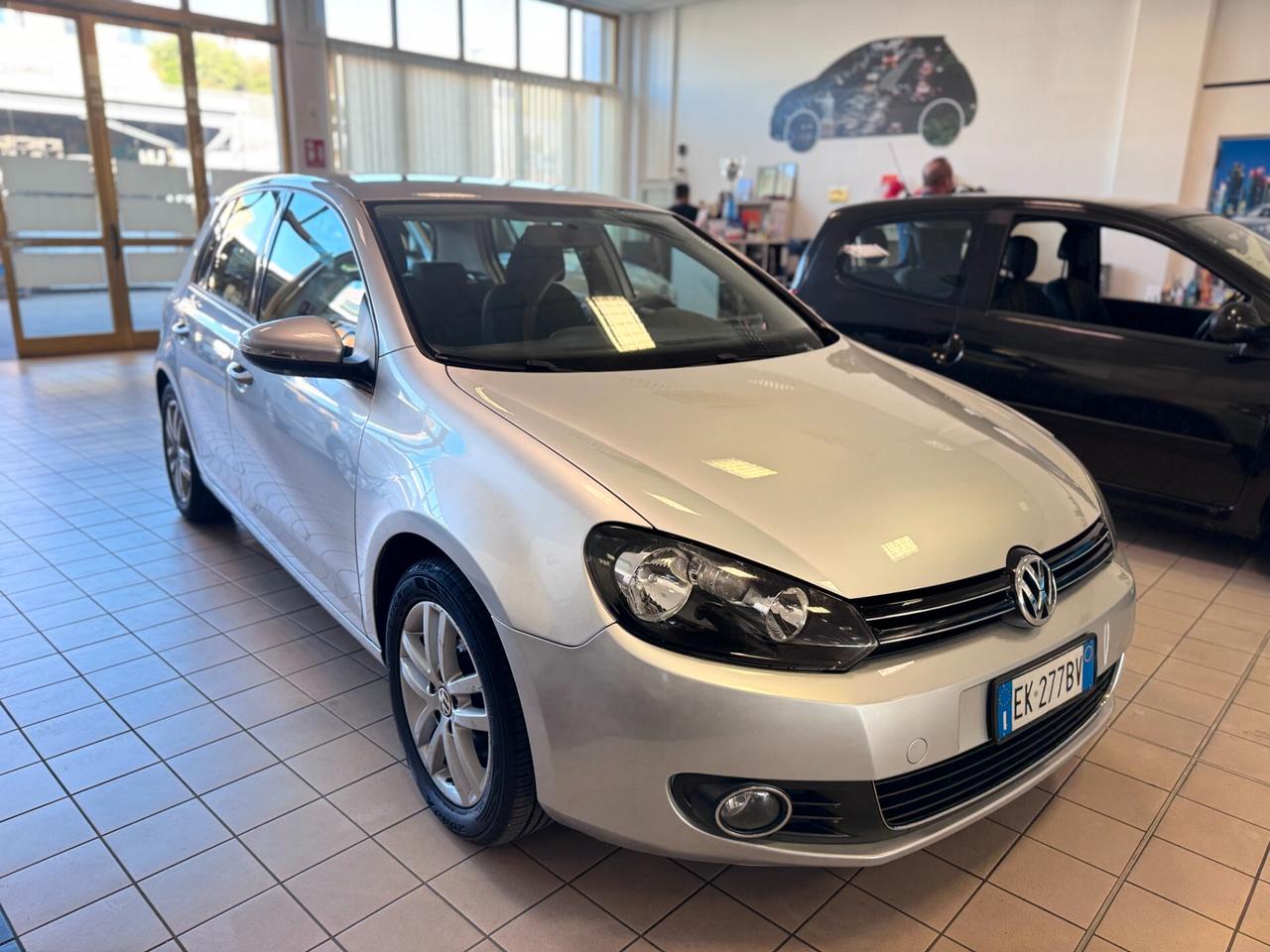 Volkswagen Golf 1.6 TDI DPF 5p. Highline