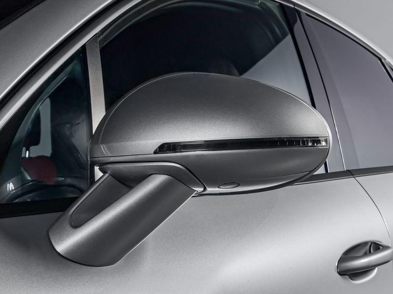 Porsche Macan 2.0 265 cv PDK - IVA Esposta