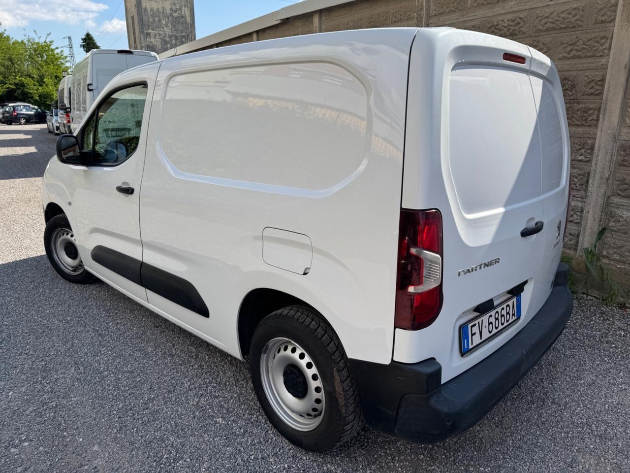 Peugeot Partner BlueHDi 75 L1 Furgone Pro