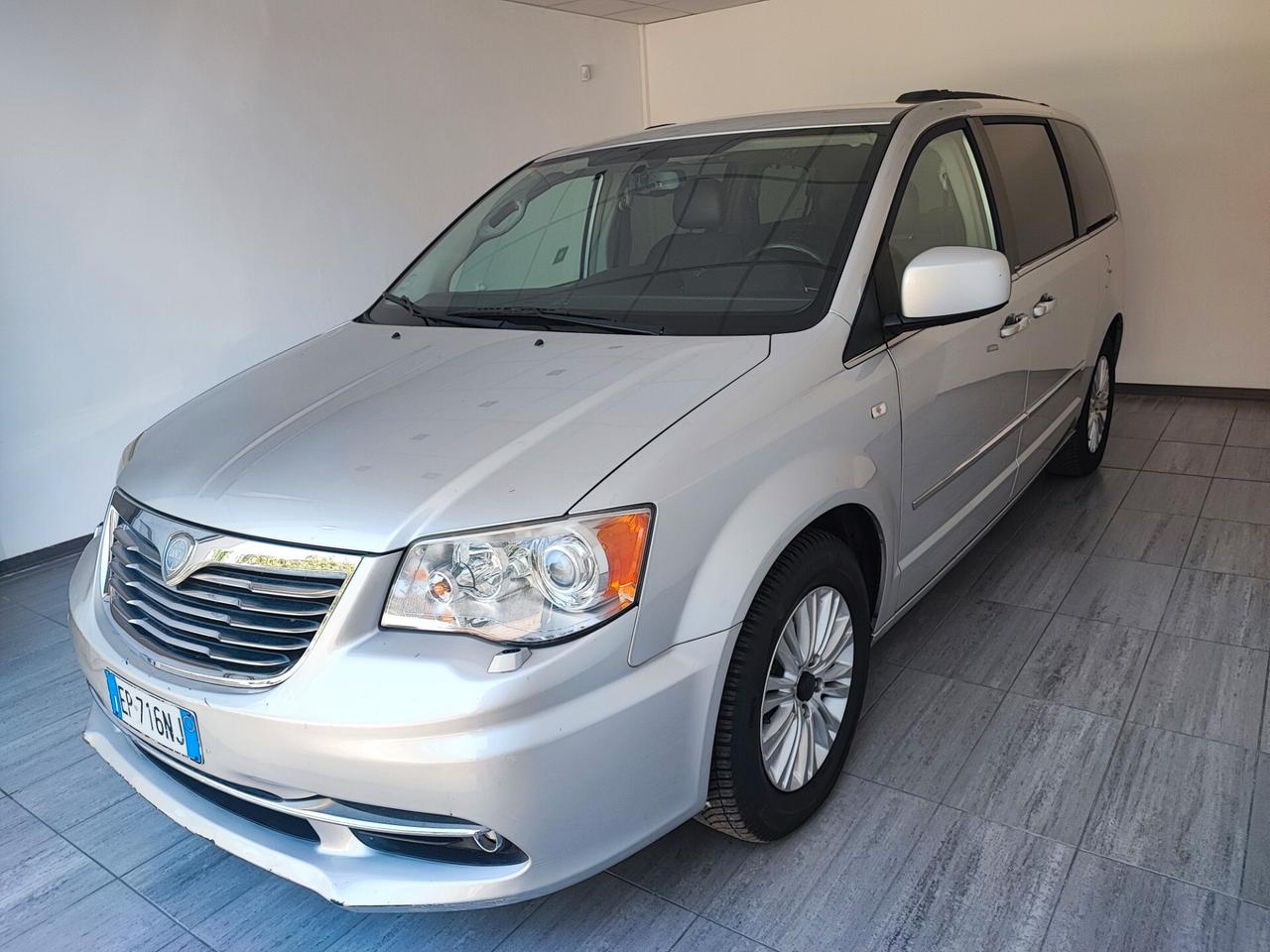Lancia Voyager 2.8 Turbodiesel Platinum