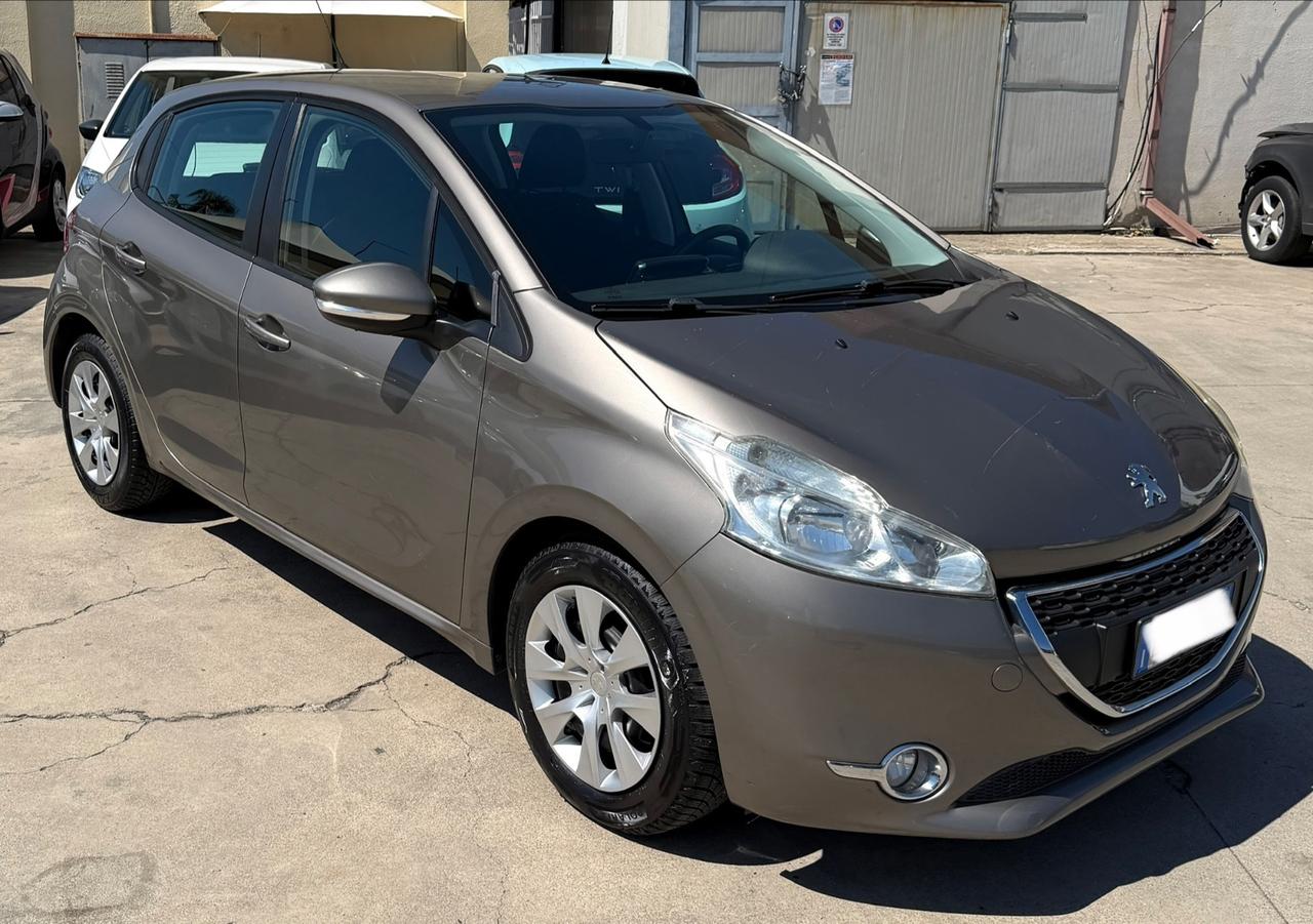 Peugeot 208 1.2 VTi 82 CV 5 porte Active