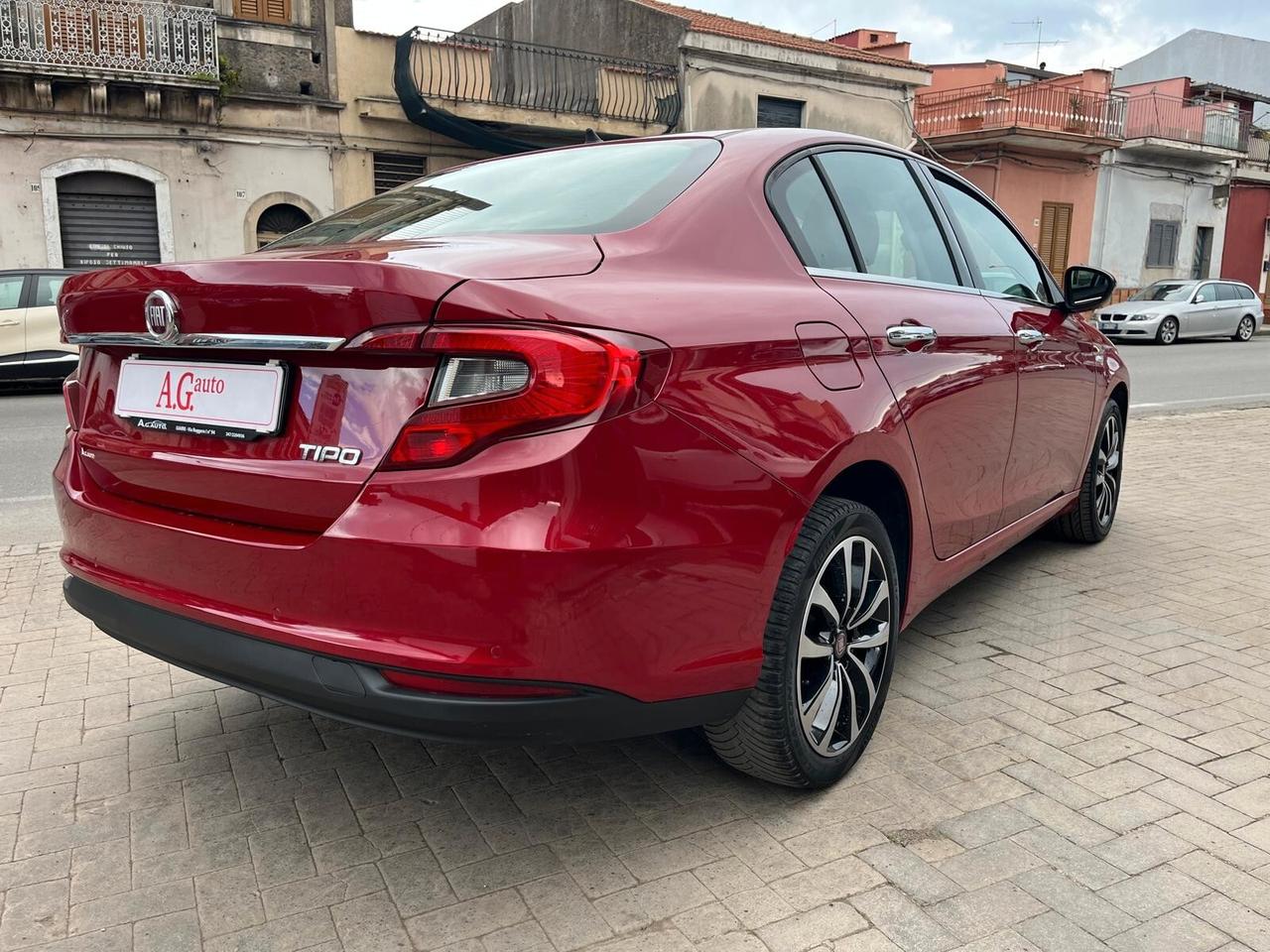 Fiat Tipo 1.6 Mjt 120CV 4 porte Lounge