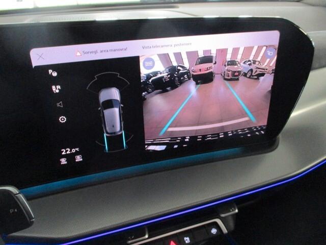 Audi Q3 Blackline 2.0 TDI 150CV S-Tronic