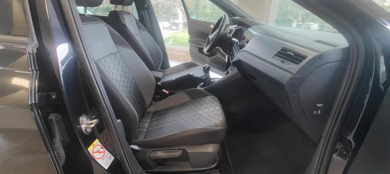 Volkswagen Taigo 1.0 TSI 115 CV R-Line
