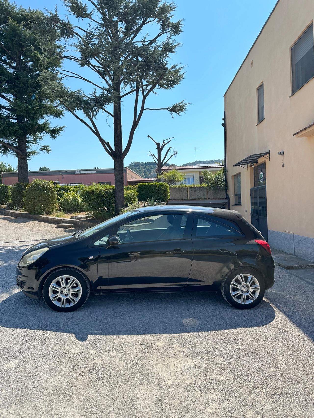 Opel Corsa 1.3 CDTI 90CV 3 porte Enjoy ok neopatentati