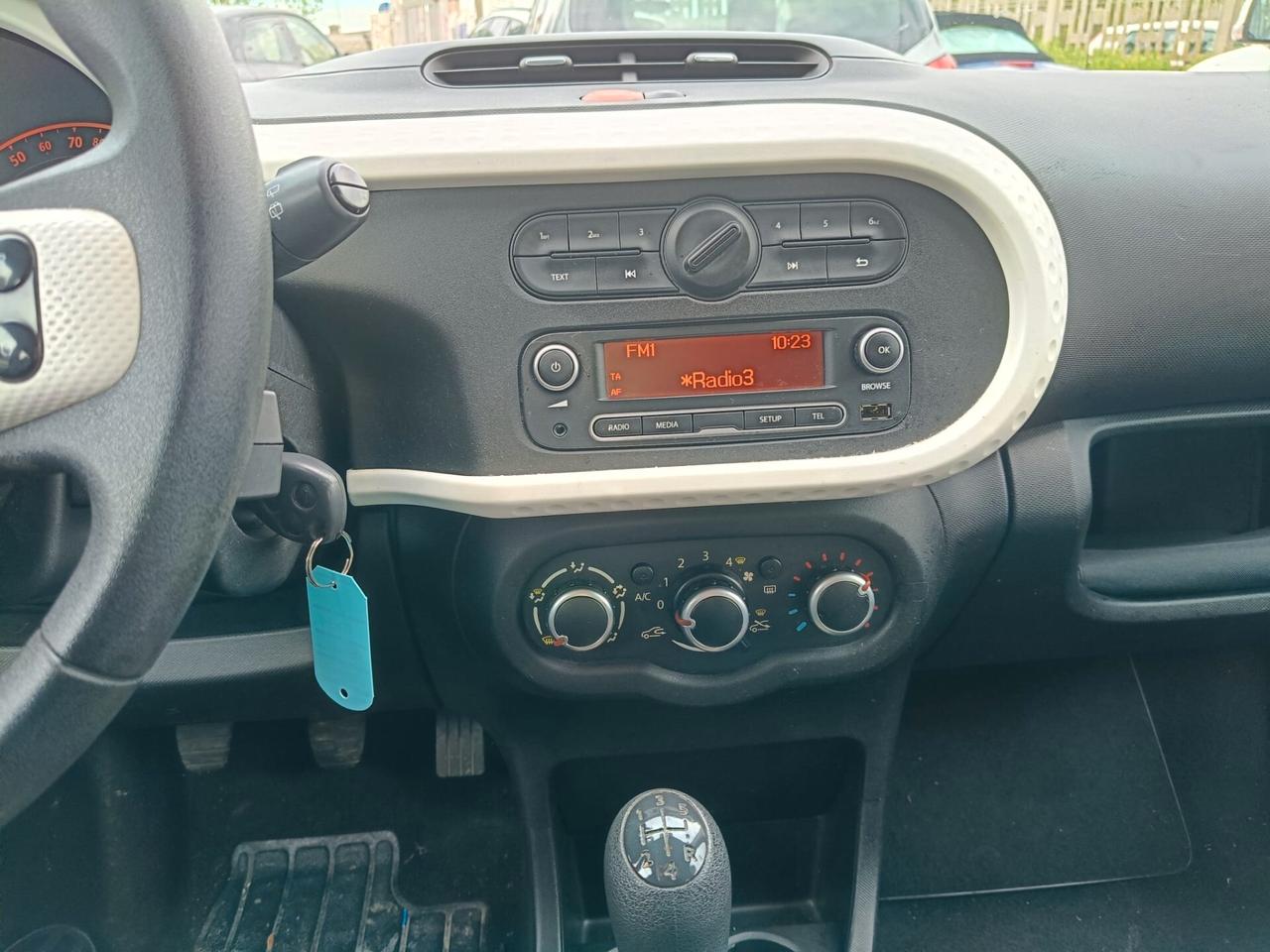 Renault Twingo SCe Live