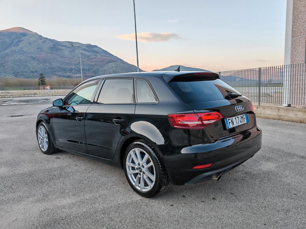 Audi A3 SPB 1.6 TDI 116 CV S tronic Sport