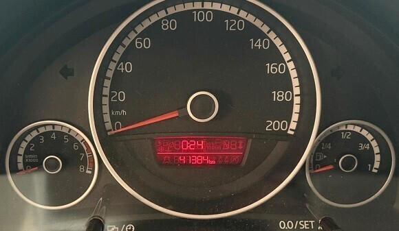 VOLKSWAGEN UP benzina 1000 CV 75 Km 41.384 certificati PER NEOPATENTATI Garanzia 12 mesi