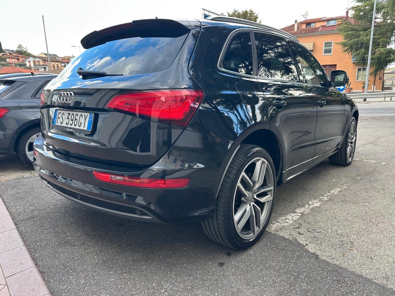 Audi Q5 2.0 TDI 177CV quattro S tronic LINE Plus / PANORAMA R21 LED KEYLESS-GO