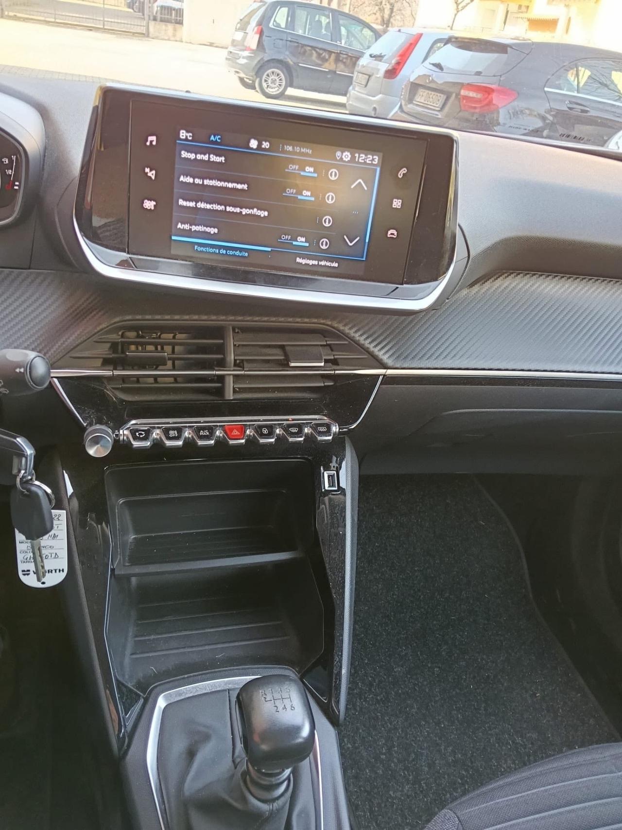 Peugeot 2008 BlueHDi 110 S&S Allure Pack